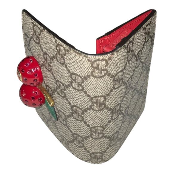 GUCCI Cherry GG Supreme Beige Gray Bi-fold Wallet W/Box and Card - Picture 11 of 16